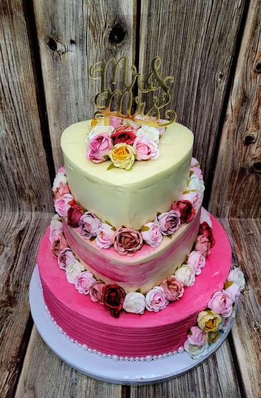 Raina- wedding cake