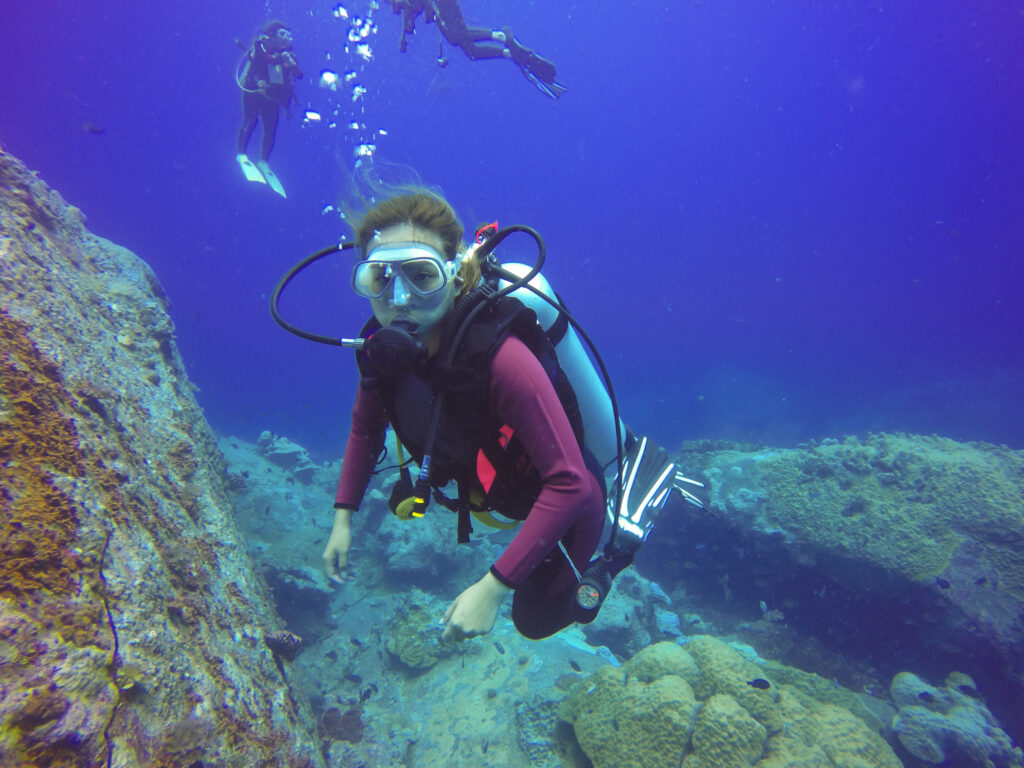 Water Sports in Goa-Scuba diving