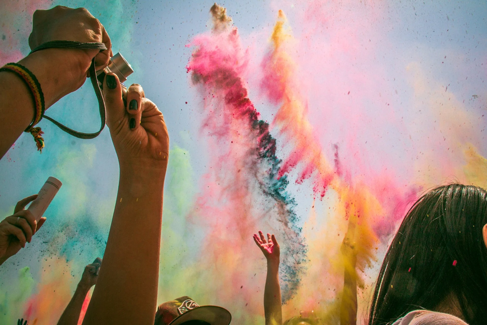 holi festival in hindi 2025